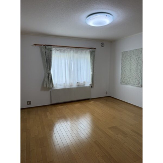 【洋室】 | 西野7条10丁目戸建