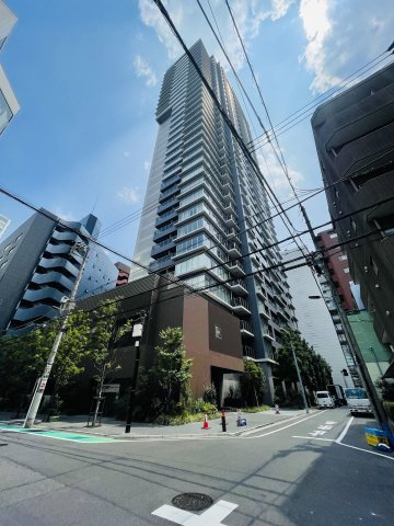 クラッシィタワー新宿御苑の外観