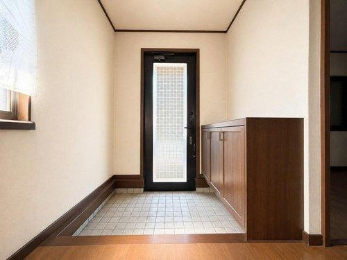 蒲生郡日野町大字村井の玄関|現地（2026年5月）撮影