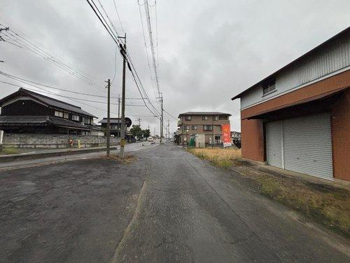 東近江市市子川原町の前面道路含む現地写真|現地（2026年6月）撮影