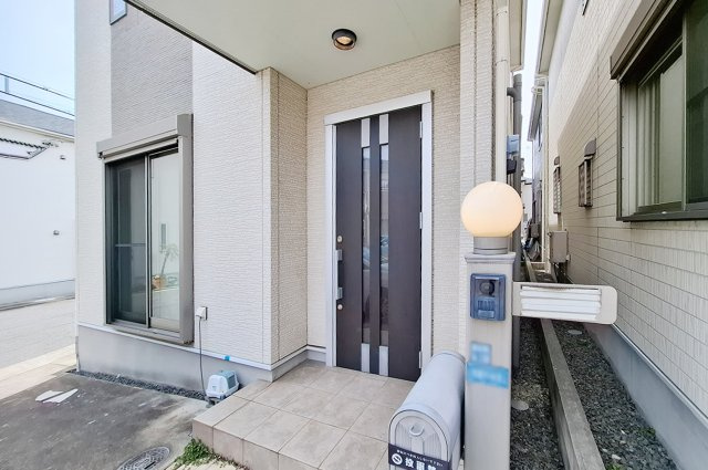 和泉市箕形町5丁目の玄関|玄関ポーチ