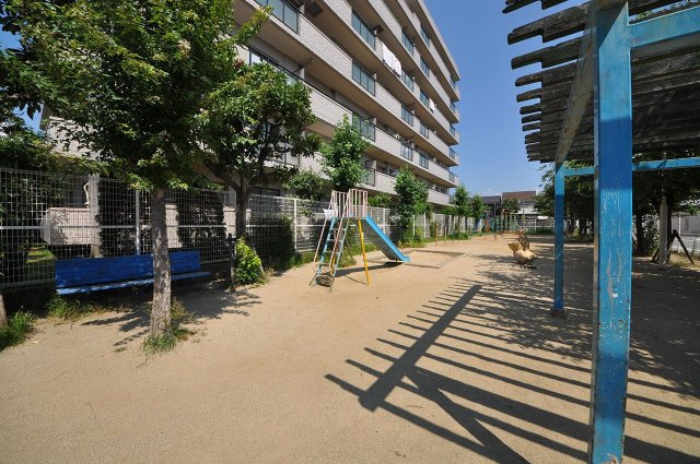 助松パーク・ホームズの周辺|隣接公園