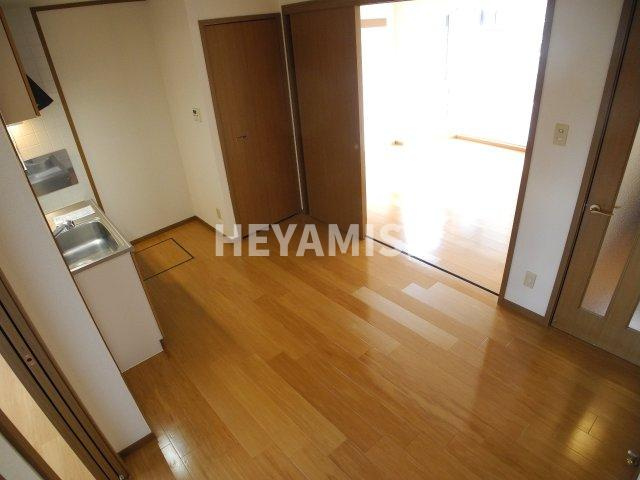 サンパティークの居間・リビング