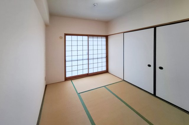 メゾンドール・ラーバン和泉I番館の和室|和室