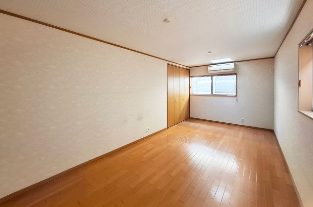 岸和田市西之内町の寝室|洋室1