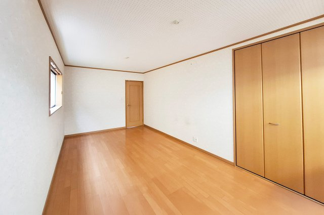 岸和田市西之内町の寝室|洋室1