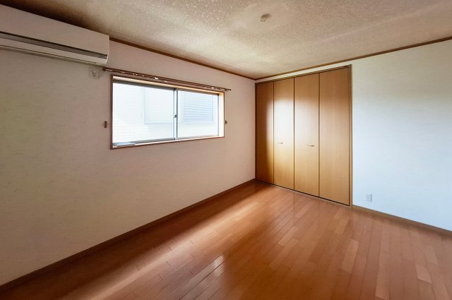 岸和田市西之内町の子供部屋|洋室2