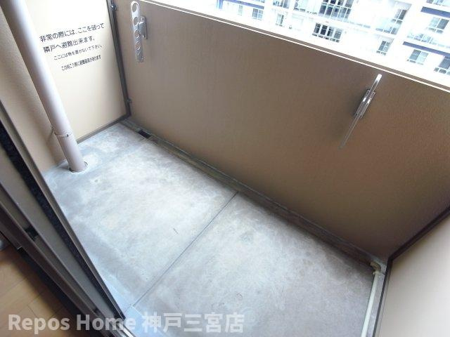 アスヴェル神戸元町海岸通のバルコニー