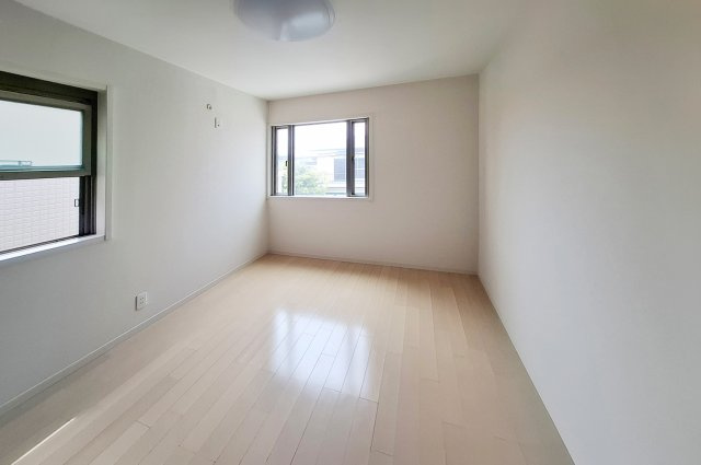 泉北郡忠岡町忠岡南3丁目の子供部屋|洋室2