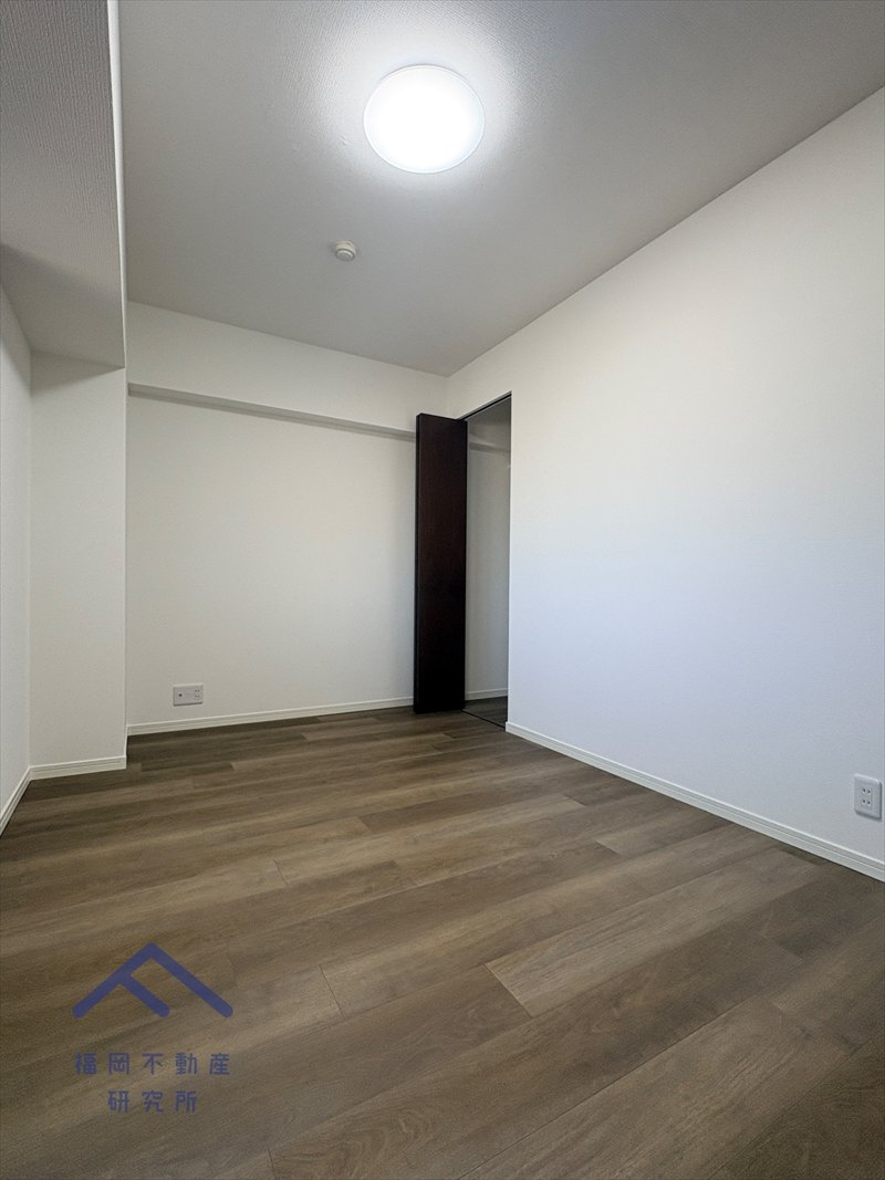 アーバンパレス室見河畔の洋室
