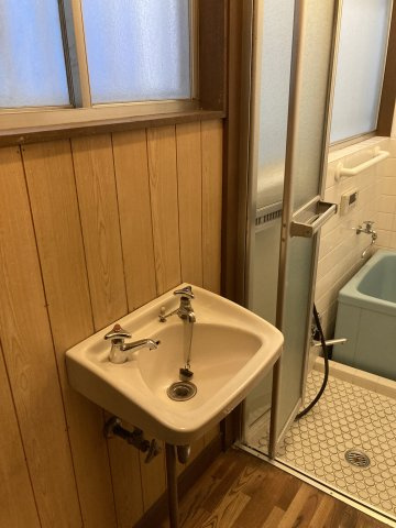 赤羽南1丁目戸建ての独立洗面台