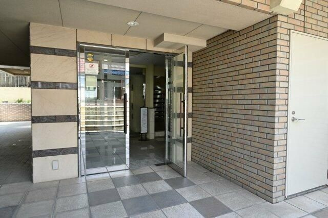サンテミリオン千鳥町のエントランス