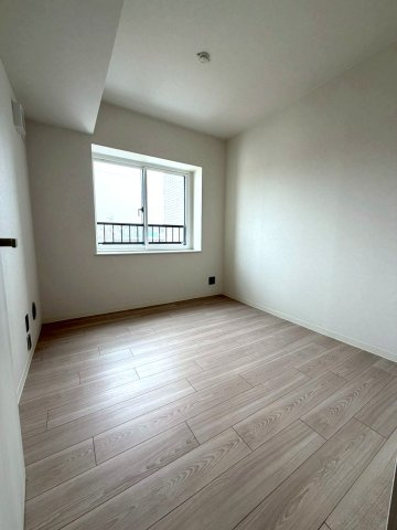 ライオンズマンション澄川中央の洋室