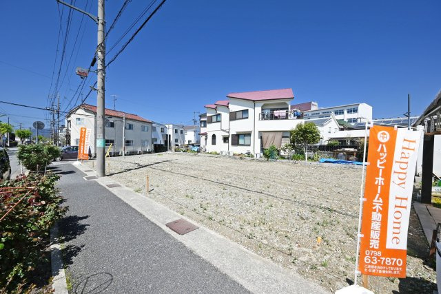 鈴原町9丁目新築一戸建て全3区画│4LDK+駐車1台可の外観|南側道路×南向きバルコニーにつき陽当たり通風良好です。
