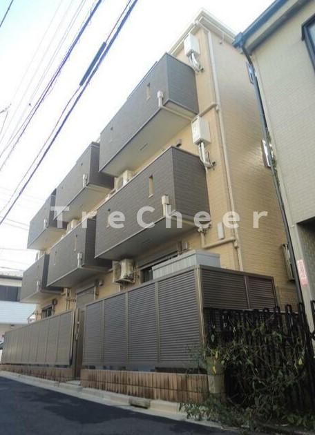 シャトレバレ町屋の外観