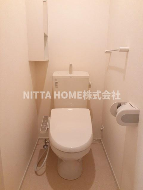 ジュネス　Ⅰのトイレ|温水洗浄付きのトイレです◇