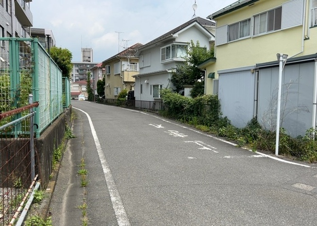 【外観】 | 販売されている全ての土地が、宅地用の土地であるとは限りません。都市計画法に基づき、基本的に住宅を建てることができるのは土地計画区であることに加え、市街化区域として定められている地域のみとなっています。