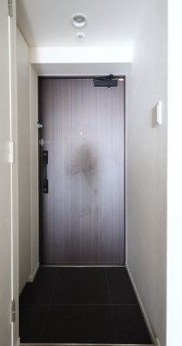 クラリティア文京千石の玄関