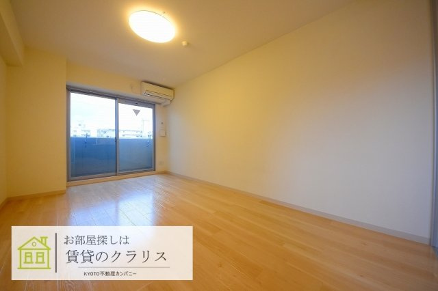 メディナ西大路駅前