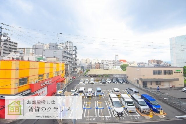 メディナ西大路駅前