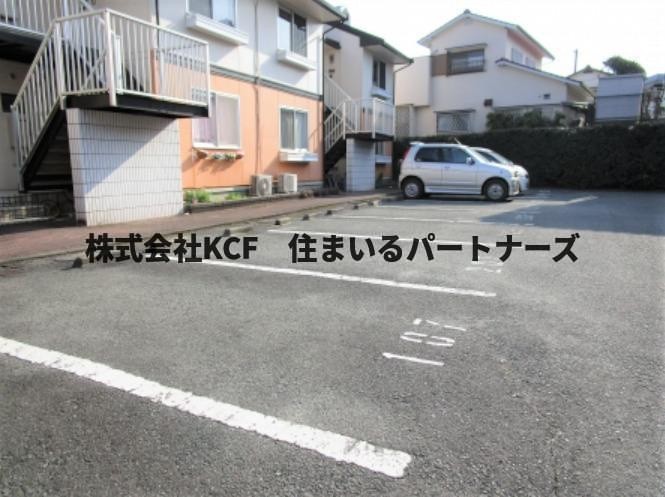 レジデンス２１TH　C棟の駐車場|駐車場があるので、車を買う予定の方も安心です
