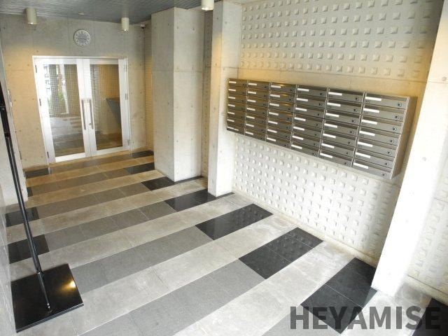 Jプレイス宝町のエントランス