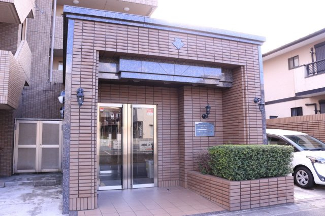 妙典ウッドベル壱番館のエントランス
