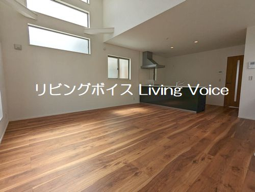 【仲介手数料０円】相模原市南区東林間6丁目　新築一戸建て　全3棟の居間・リビング|相模原市南区東林間6丁目　新築一戸建て　全3棟