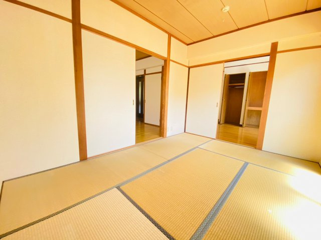 横田ビルの和室
