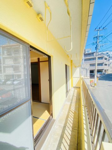 横田ビルのロビー