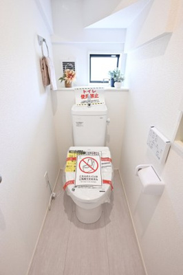【トイレ】 | 太田市牛沢町　グラファーレ | 清潔感のあるトイレは２階にもあるので忙しい朝も家族と分けて使えます♪