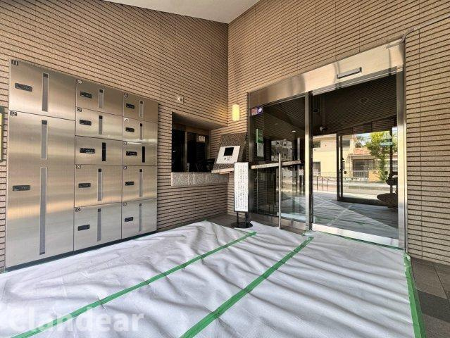 クレアール草加のロビー|ドキドキの新生活も、安心してスタート。ぴったりの住まいを見つけませんか？クランディアが一緒に住まい選びをサポートします‼　まずは、お気軽にお問合せください　＃クランディア