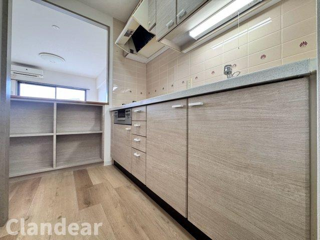 クレアール草加のキッチン|ドキドキの新生活も、安心してスタート。ぴったりの住まいを見つけませんか？クランディアが一緒に住まい選びをサポートします‼　まずは、お気軽にお問合せください　＃クランディア