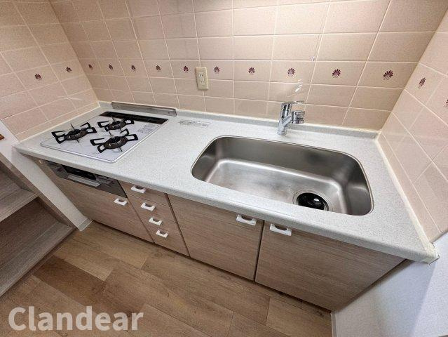クレアール草加のキッチン|ドキドキの新生活も、安心してスタート。ぴったりの住まいを見つけませんか？クランディアが一緒に住まい選びをサポートします‼　まずは、お気軽にお問合せください　＃クランディア