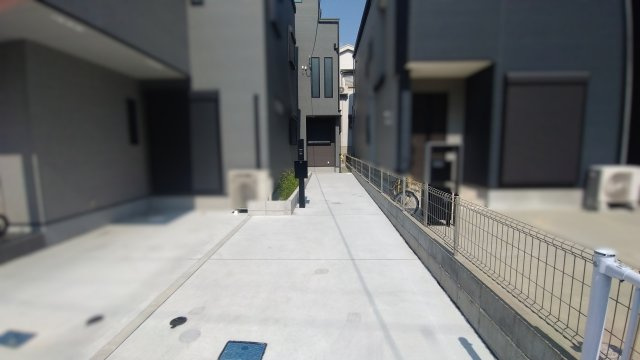 尼崎市西昆陽　新築戸建の駐車場