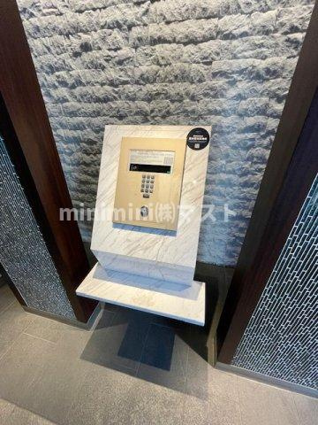 プレサンス堺筋本町駅前シェルのセキュリティ