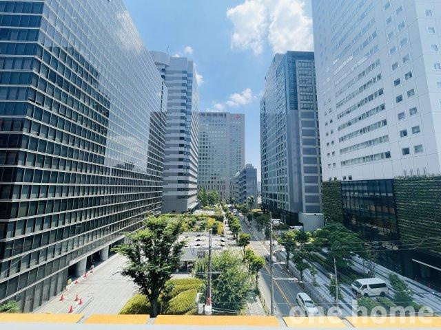 ロイヤルハイツ新大阪の展望|◆南側バルコニーからの眺望です！前面道路が広く街路樹があり、開放感があります！
