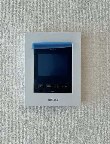 磐田市掛塚新町 3期の防犯設備|モニター付インターホンで訪問者の確認もでき家族も安心です。