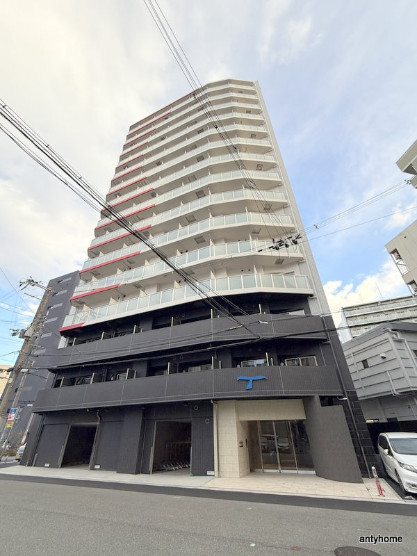 セレニテ難波ミラク参番館　仲介手数料無料の外観