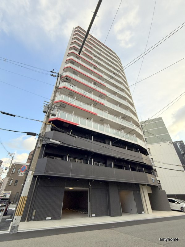 セレニテ難波ミラク参番館　仲介手数料無料の外観