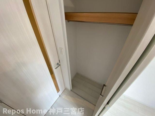 プレサンスみなと元町駅前の収納