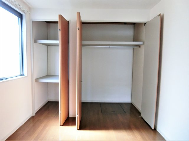 クレストの収納
