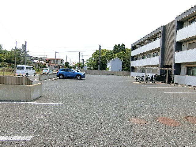 エクレール田中Ⅱの駐車場