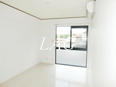 【居間・リビング】 | エクセレントタウン | 洋室のお部屋です。