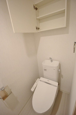 【トイレ】 | SAKURA TERRACE | ゆったりとした空間のトイレです
