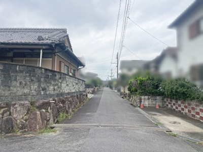 【前面道路含む現地写真】 | 四日市市あかつき台１丁目 | 前面道路
