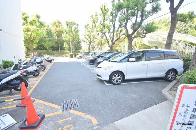 新北野第2コーポ西棟　仲介手数料無料の駐車場