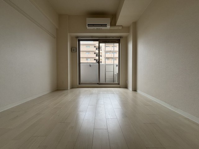 【寝室】