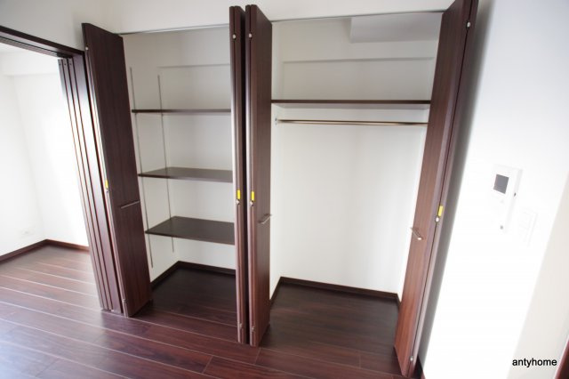 S-RESIDENCE淀屋橋 仲介手数料無料の収納