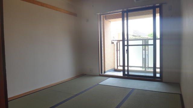 サリシャン市川の居間・リビング